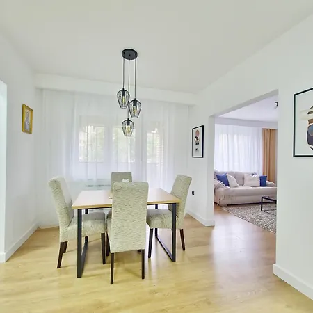 Linden Avenue - Self Check In * Čačak