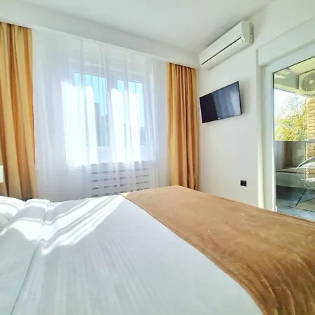 Linden Avenue - Self Check In